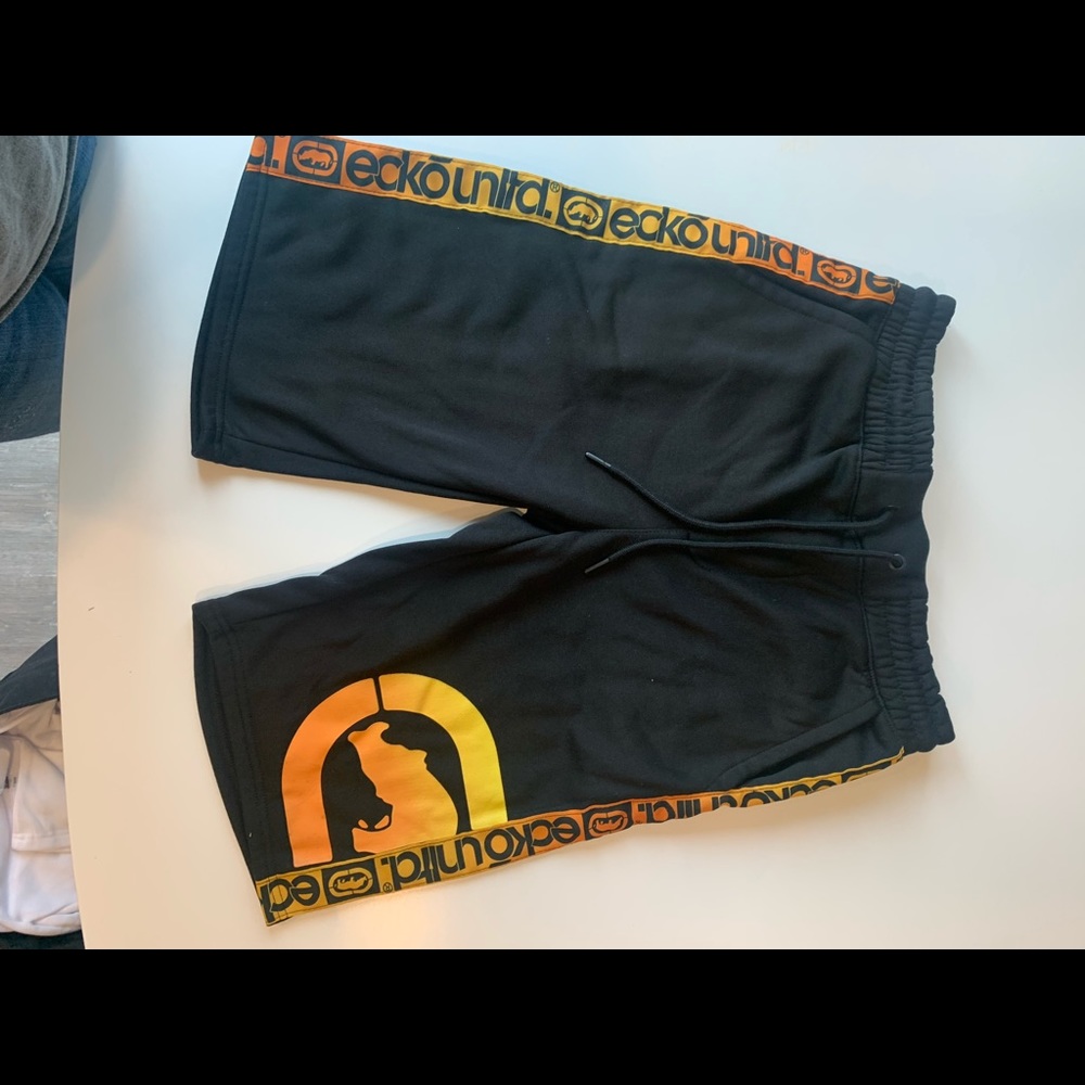 Echo shorts